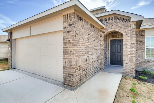 121 Freedom Park Ave, Liberty Hill, TX 78642
