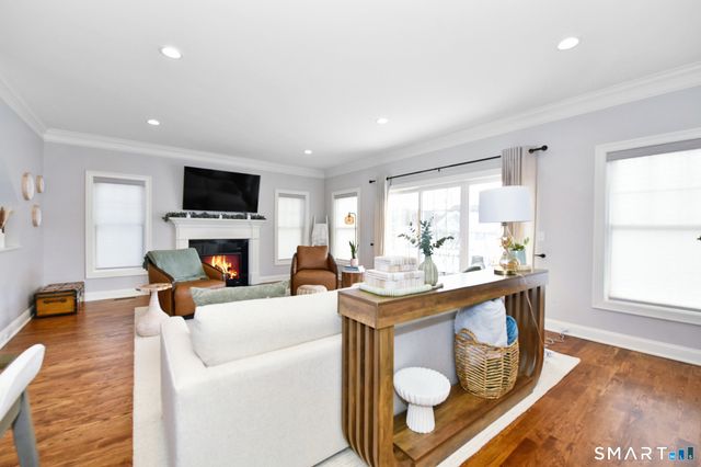 500 River Road 3, Shelton, CT 06484