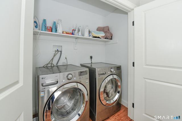 500 River Road 3, Shelton, CT 06484