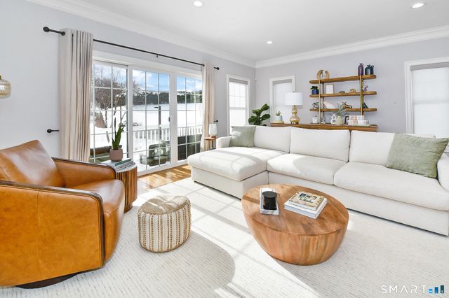 500 River Road 3, Shelton, CT 06484