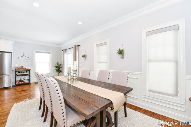 500 River Road 3, Shelton, CT 06484