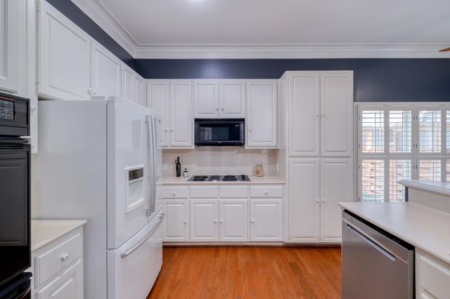 1204 W 39th ST, Austin, TX 78756