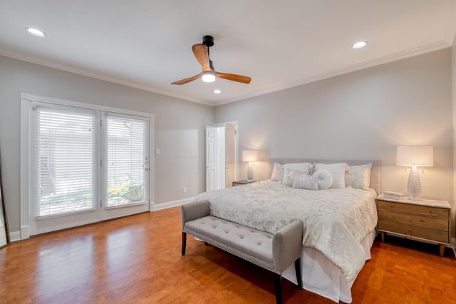 1204 W 39th ST, Austin, TX 78756