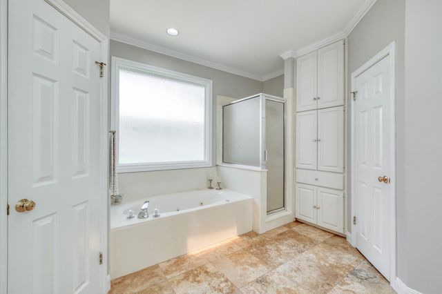 1204 W 39th ST, Austin, TX 78756