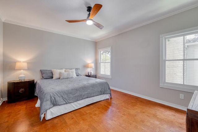 1204 W 39th ST, Austin, TX 78756