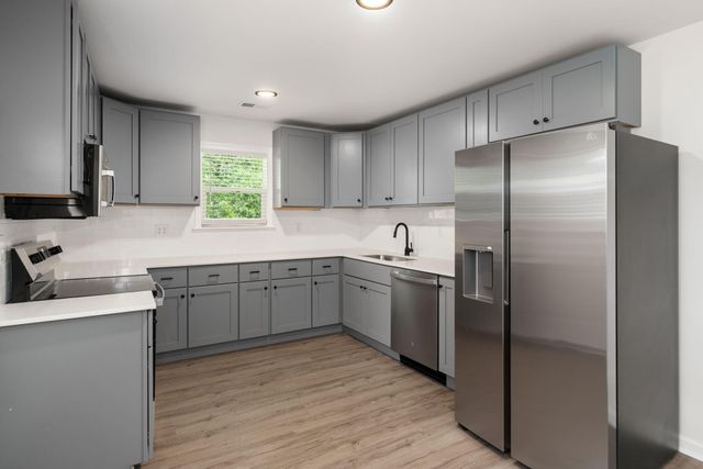 209 Grayson Street, Walterboro, SC 29488