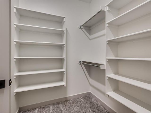 1208 Twin Oaks Drive, Blanchard, OK 73010