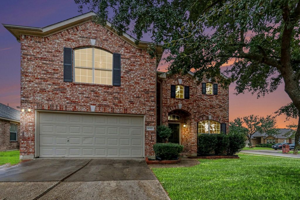 4502 Marquis Avenue, Baytown, TX 77521