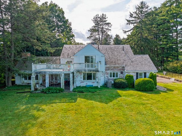 54 Ferncliff Drive, West Hartford, CT 06117