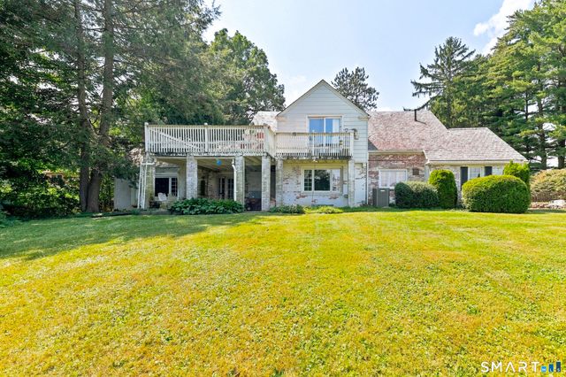 54 Ferncliff Drive, West Hartford, CT 06117