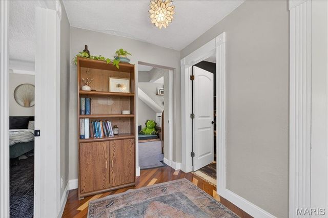2510 Oakland Avenue, St Louis, MO 63143