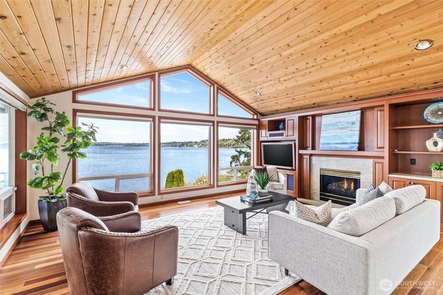 220 SW 292nd Street, Federal Way, WA 98023