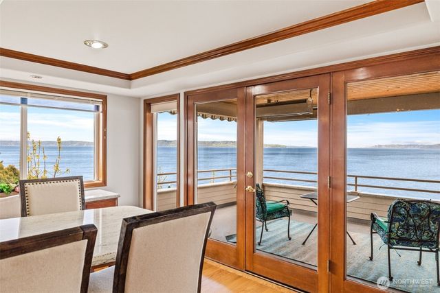 220 SW 292nd Street, Federal Way, WA 98023