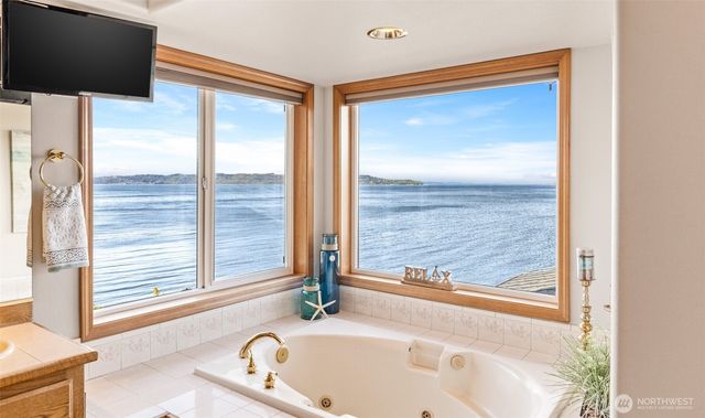 220 SW 292nd Street, Federal Way, WA 98023