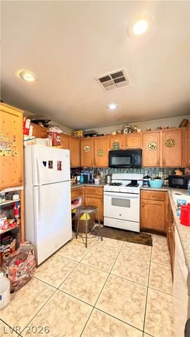 5905 Clover Canyon Lane, Las Vegas, NV 89142