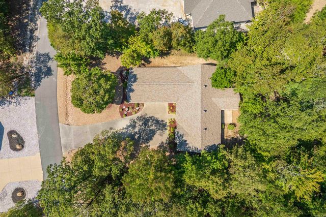 34 Sorpresa Way, Hot Springs Village, AR 71909