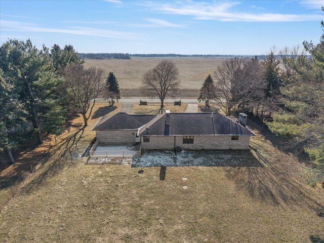 12292 Indian Trail Road, Geneseo, IL 61254