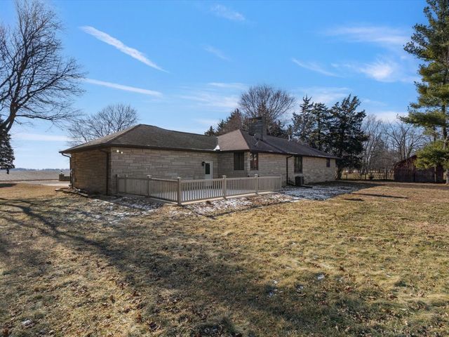 12292 Indian Trail Road, Geneseo, IL 61254