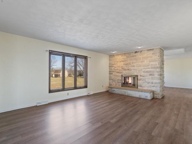 12292 Indian Trail Road, Geneseo, IL 61254