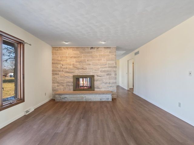 12292 Indian Trail Road, Geneseo, IL 61254