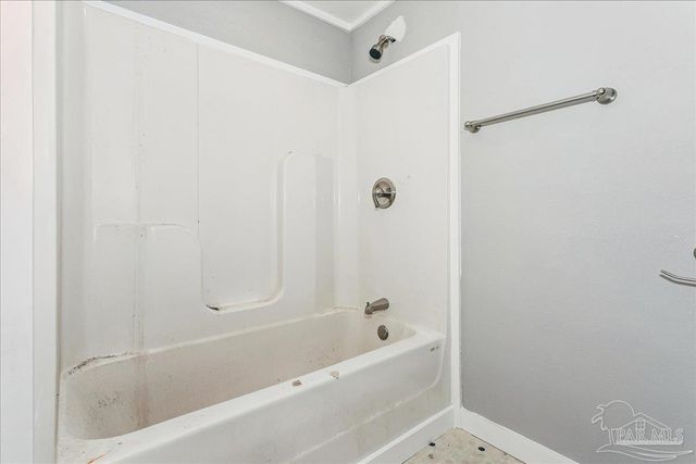 5496 Wales Ave, Pensacola, FL 32526