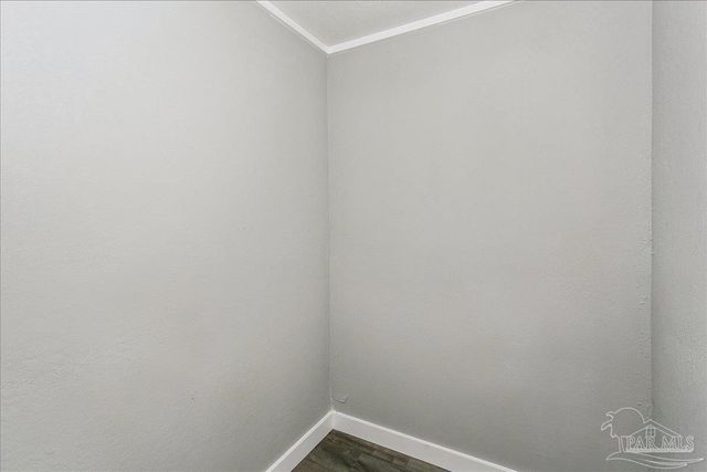 5496 Wales Ave, Pensacola, FL 32526