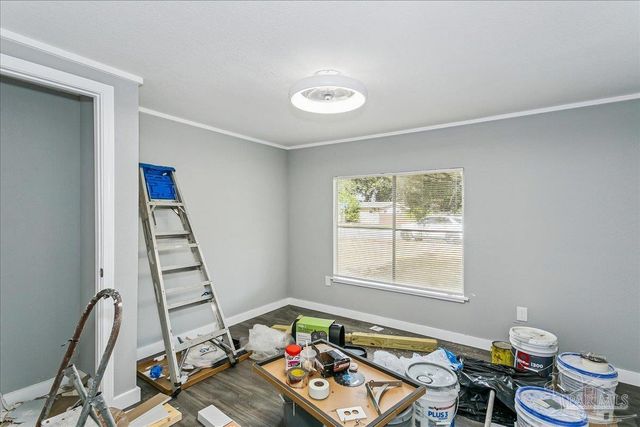 5496 Wales Ave, Pensacola, FL 32526