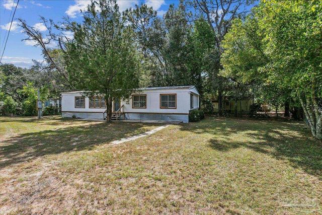 5496 Wales Ave, Pensacola, FL 32526