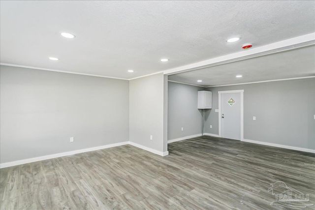 5496 Wales Ave, Pensacola, FL 32526