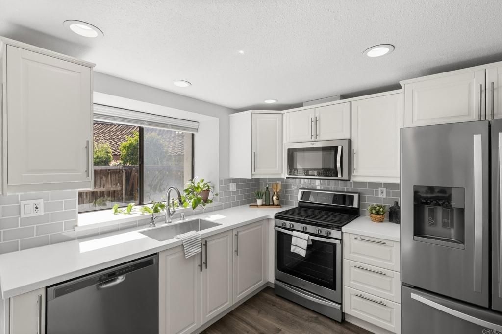 Image 13 of property listing at 1651 S Juniper Street 257, Escondido, CA 92025