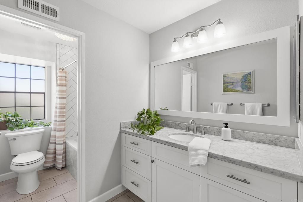 Image 19 of property listing at 1651 S Juniper Street 257, Escondido, CA 92025