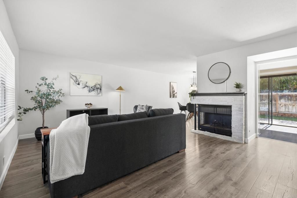 Image 3 of property listing at 1651 S Juniper Street 257, Escondido, CA 92025