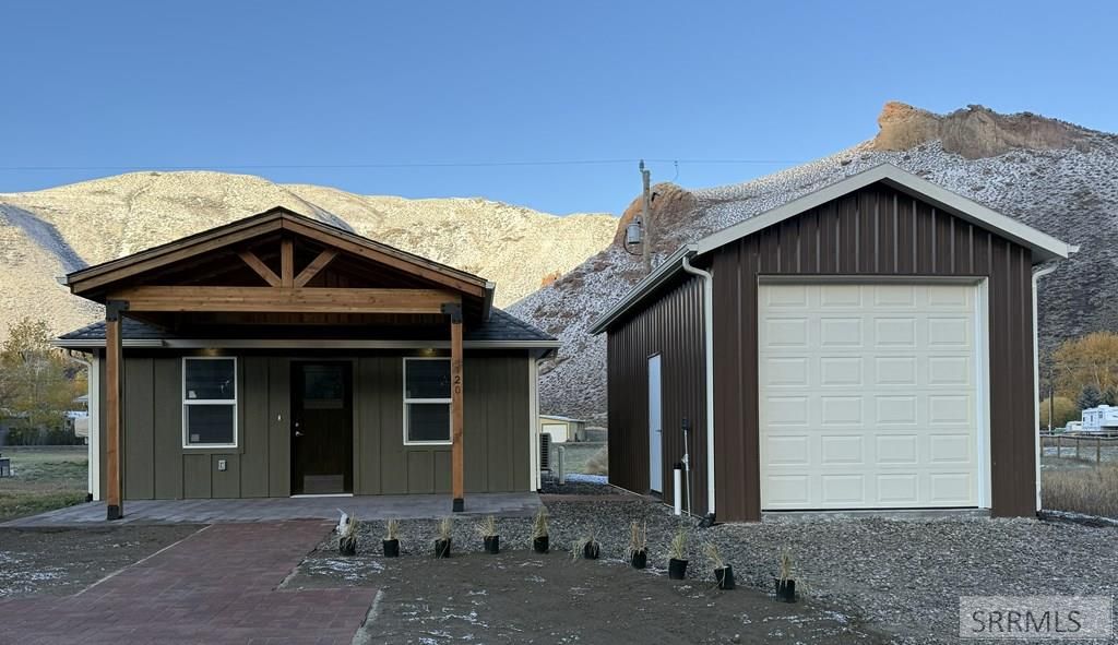 Image 2 of property listing at 120 N Jade Drive, Salmon, ID 83467