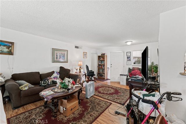 814 W Avenue H7, Lancaster, CA 93534