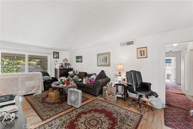 814 W Avenue H7, Lancaster, CA 93534