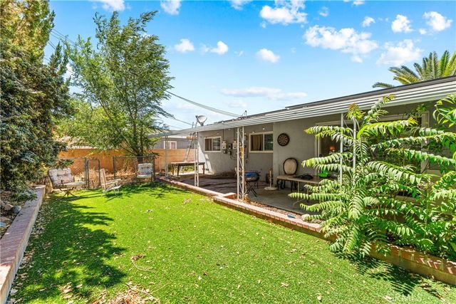 814 W Avenue H7, Lancaster, CA 93534