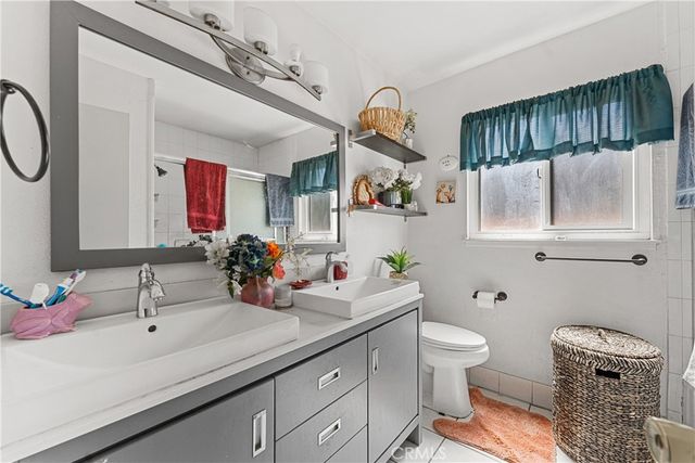 814 W Avenue H7, Lancaster, CA 93534