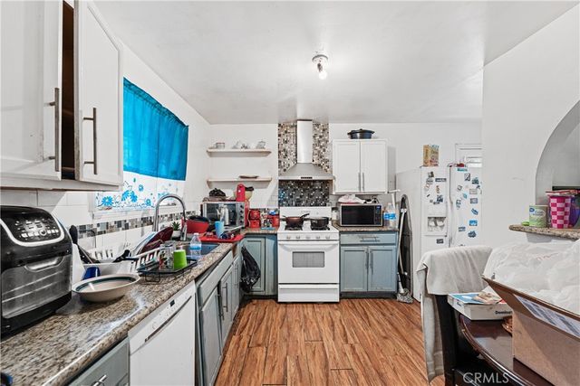 814 W Avenue H7, Lancaster, CA 93534