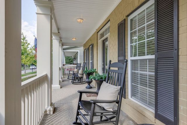 608 Patriot Ln, Franklin, TN 37067