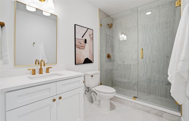 3002 W PLATT 4, Tampa, FL 33609