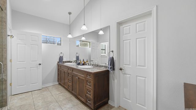 1125 Ethel, Seguin, TX 78155