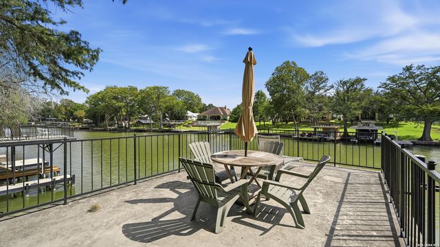 1125 Ethel, Seguin, TX 78155