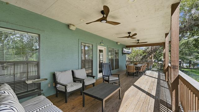 1125 Ethel, Seguin, TX 78155