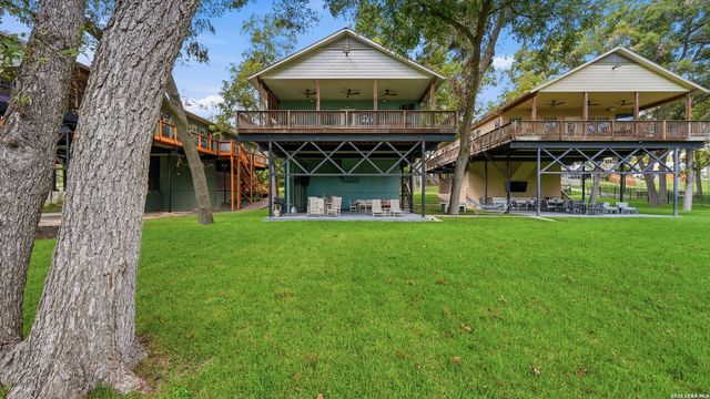 1125 Ethel, Seguin, TX 78155