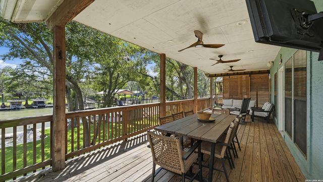 1125 Ethel, Seguin, TX 78155