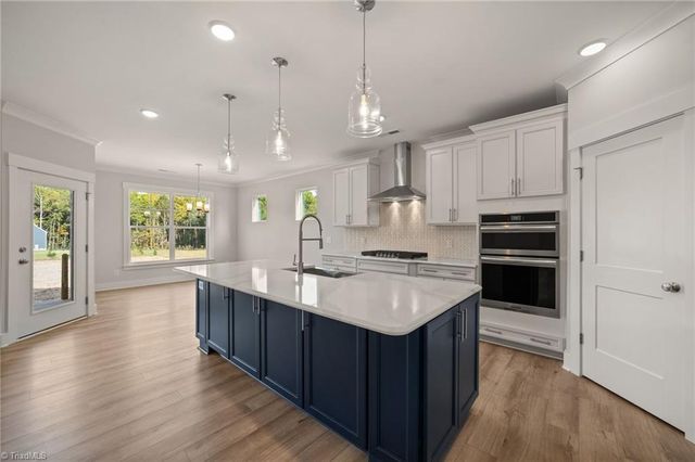 290 Redland Road, Advance, NC 27006