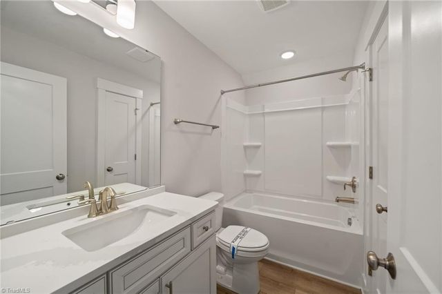 290 Redland Road, Advance, NC 27006