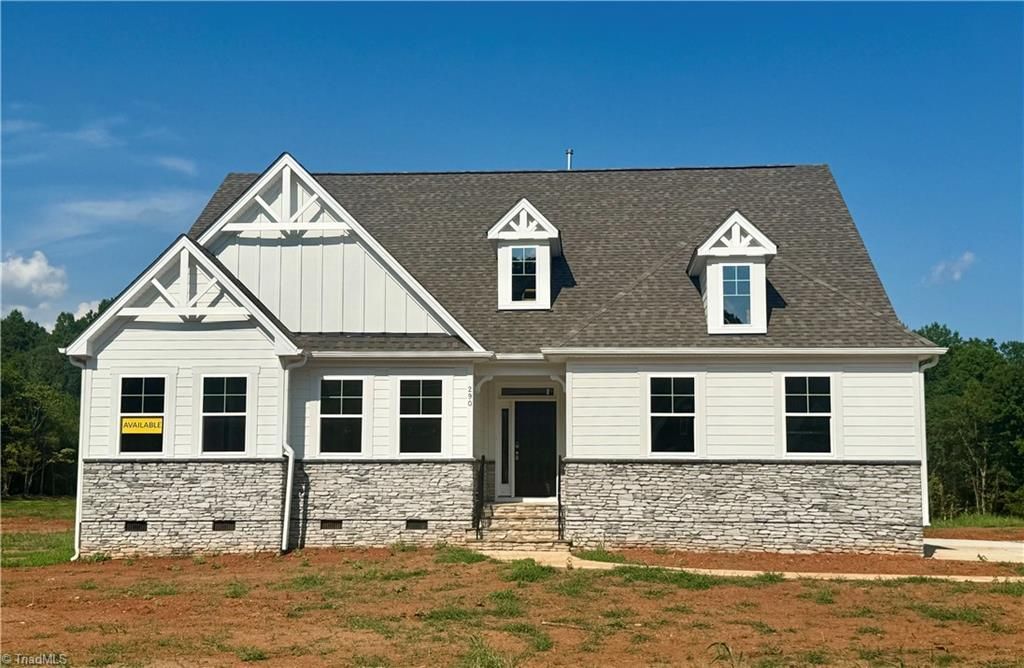 290 Redland Road, Advance, NC 27006