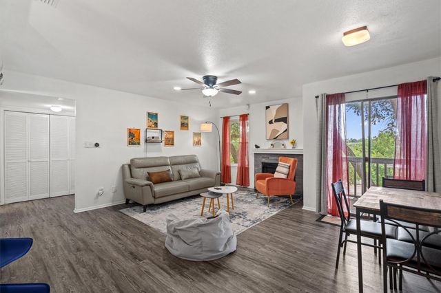 4500 E Oltorf ST D-410, Austin, TX 78741