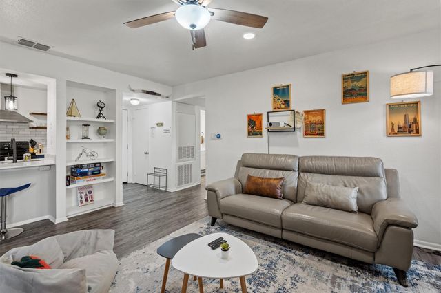 4500 E Oltorf ST D-410, Austin, TX 78741